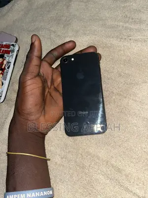 Apple iPhone 8 64 GB Black