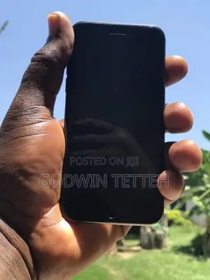 Apple iPhone 8 64 GB Black