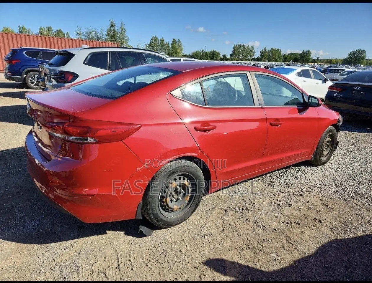Hyundai Elantra SE Sedan FWD (2.0L 4cyl 6M) 2017 Red