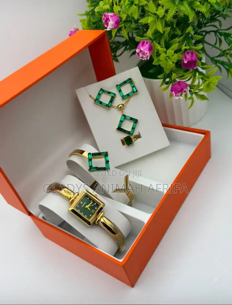 Luxury Men's and Women's Watch+jewelry Set
