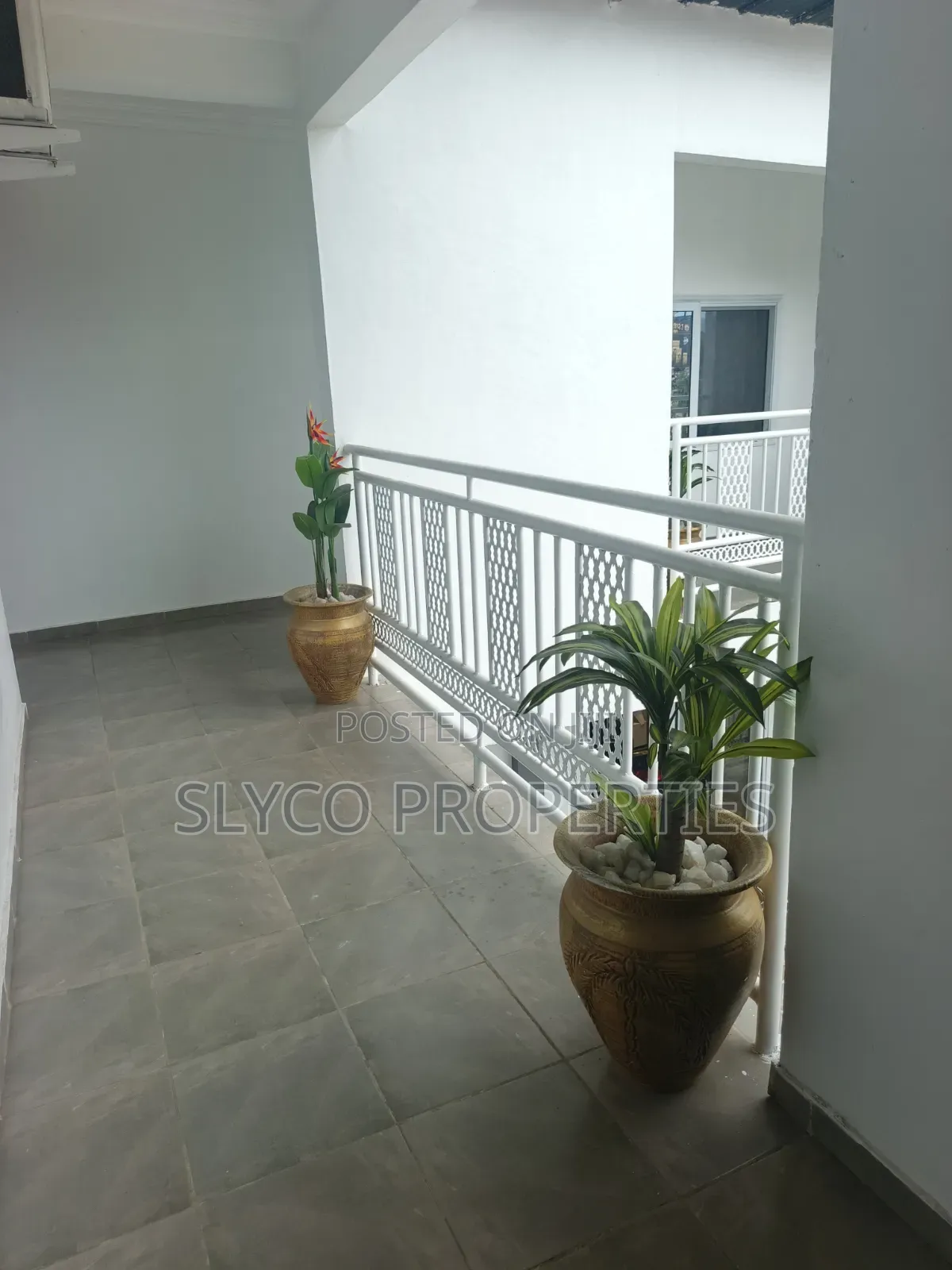 Fully Furnished One Bedroom Apartment in Suzy Homes