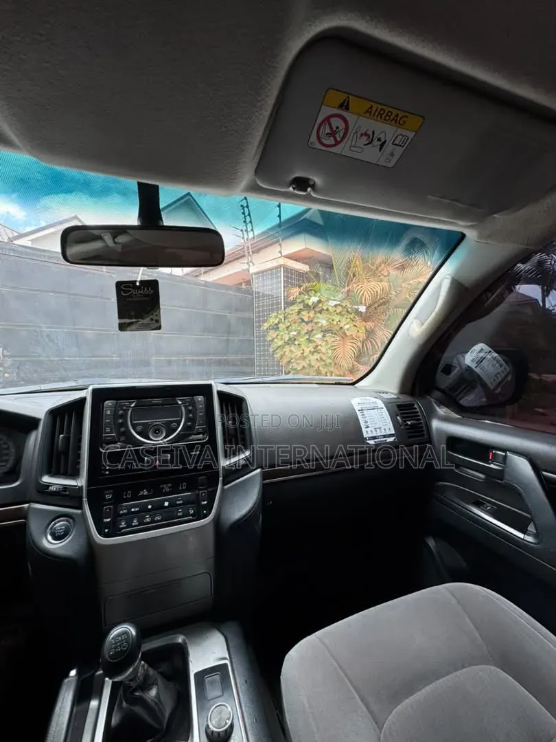 New Toyota Land Cruiser Prado 4.0 V6 Dual VVT-i 2016 White