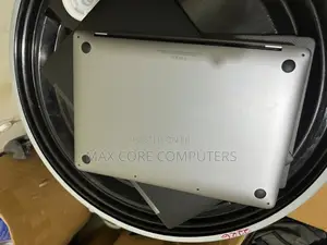 Laptop Apple MacBook Pro 2020 M1 16GB Apple M1 Pro SSD 512GB