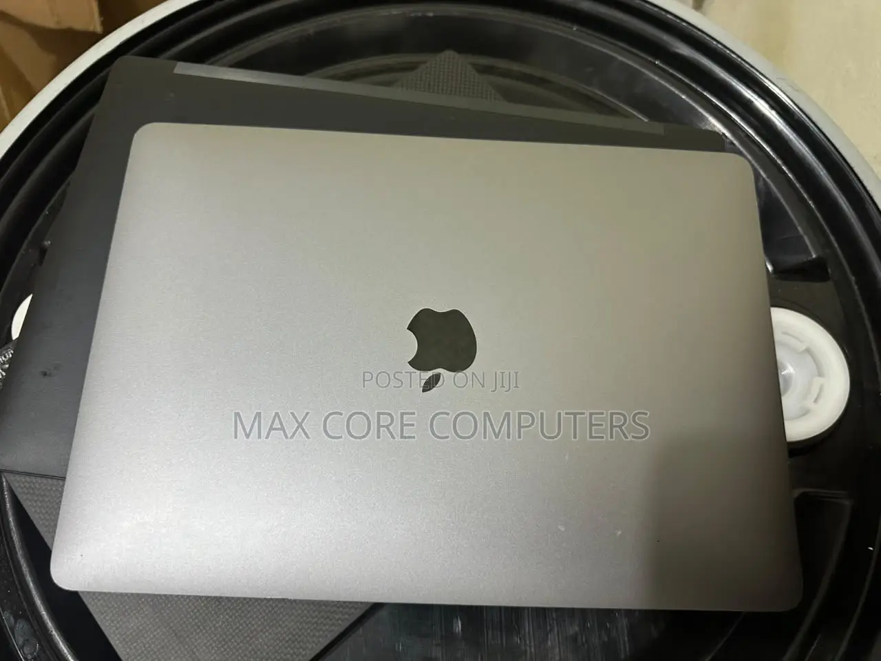 Laptop Apple MacBook Pro 2020 M1 16GB Apple M1 Pro SSD 512GB