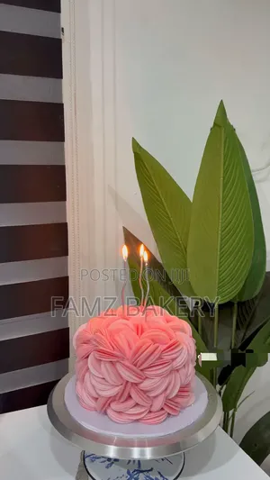 Cakes in Kumasi