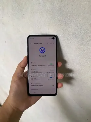 New Samsung Galaxy S10e 128 GB Black