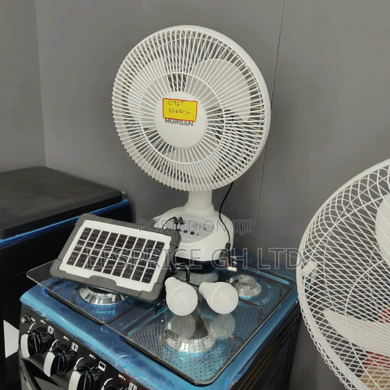 Experience Excellent Performance on Our Superb Rechargeable Solar Fan