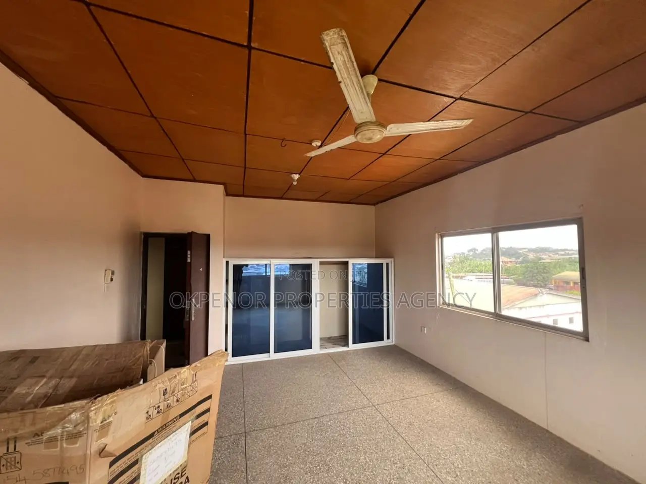 8bdrm House in Takoradi for sale