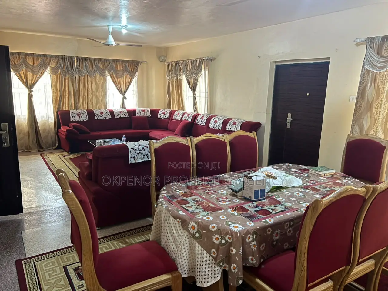 8bdrm House in Takoradi for sale