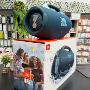 JBL Boombox 4k Pro