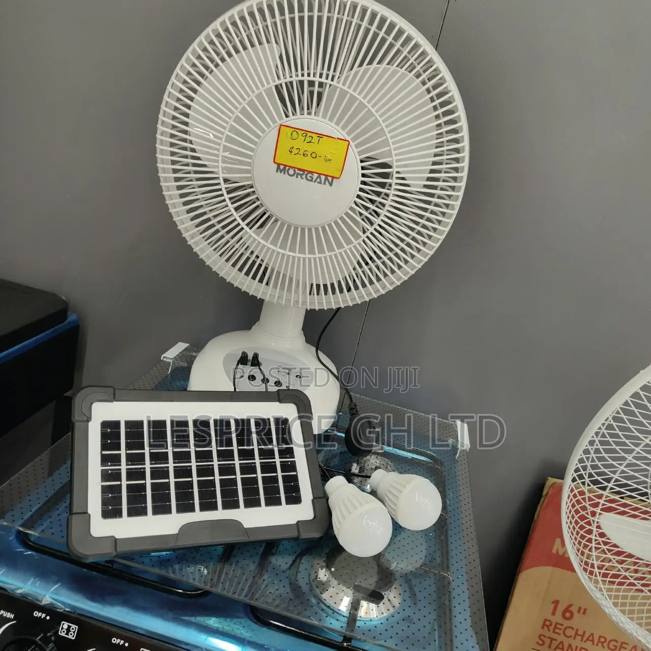 Less Price Yet High Standard Rechargeable Morgan Solar Fan With Bulbs