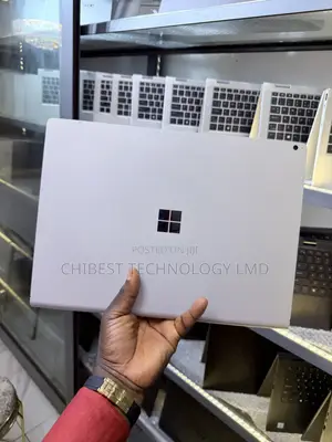 Laptop Microsoft Surface Book 2 16GB Intel Core i7 SSD 256GB