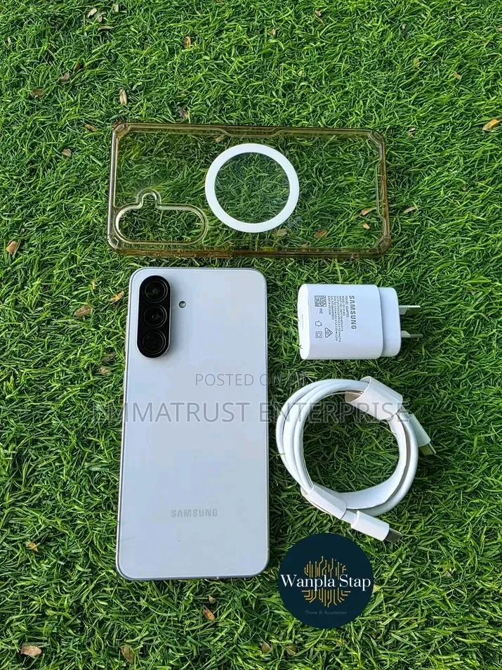 New Samsung Galaxy A56 128 GB Silver
