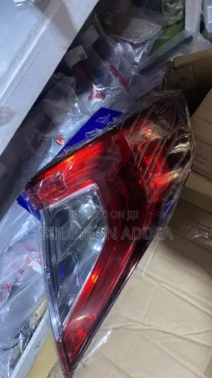 Honda Civic 2016-20 Tail Lights
