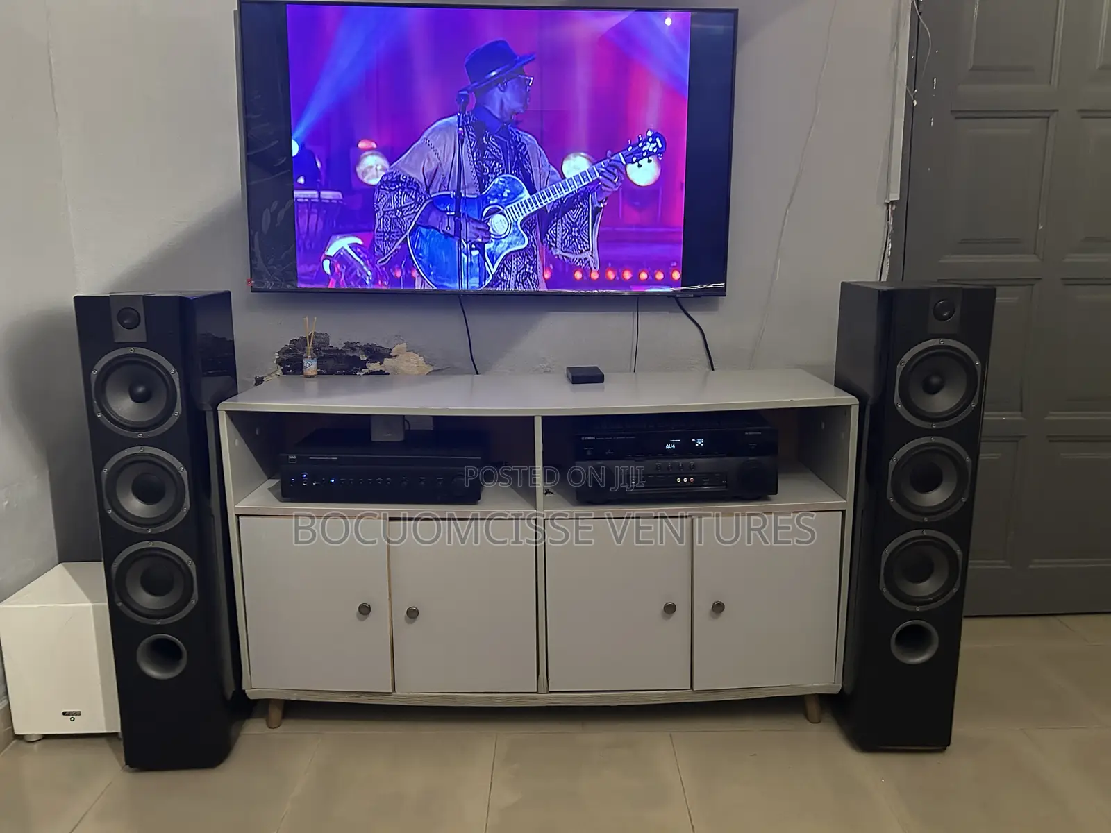 Focal Chorus 726