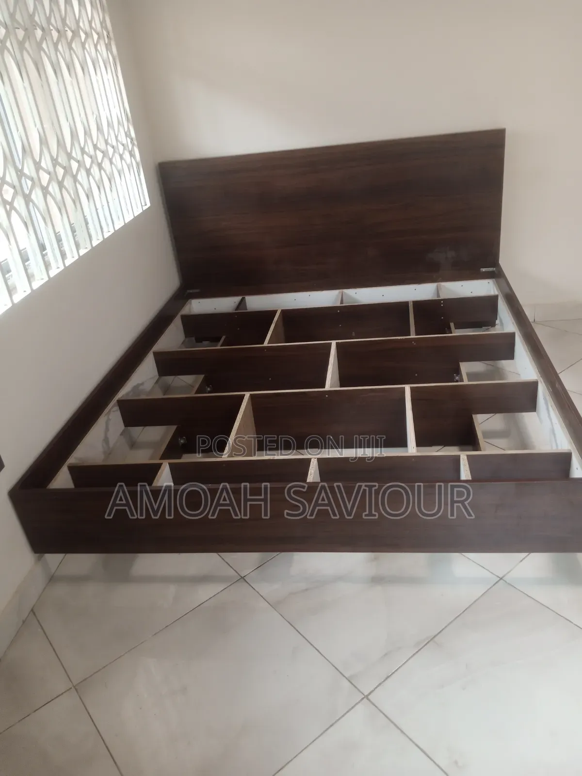 Saviour Home Decor
