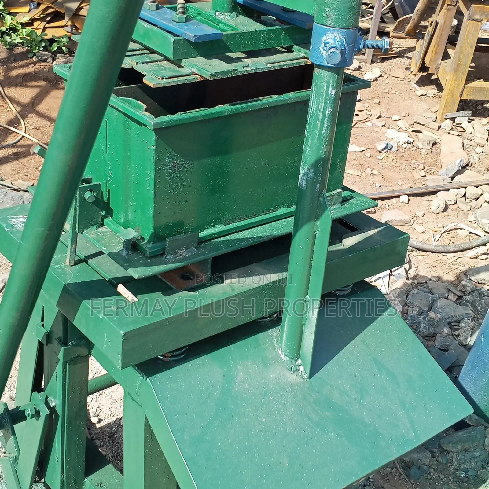 Reliable and Efficient Concrete Block Machines