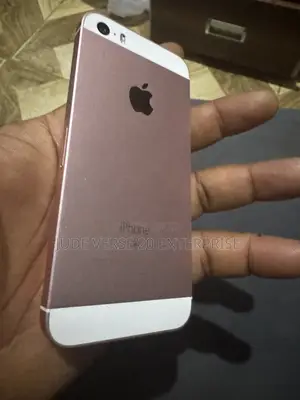 Apple iPhone SE 32 GB Gold