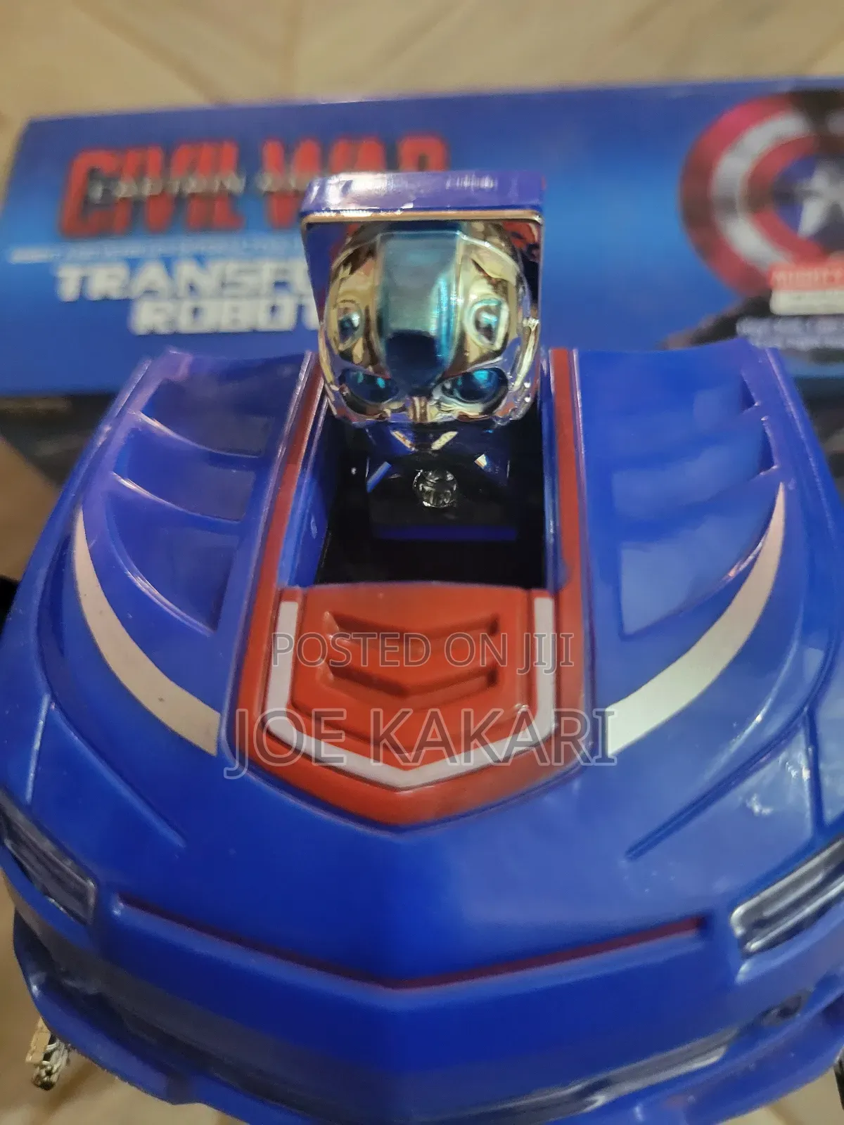 American Captain Transformation Robot