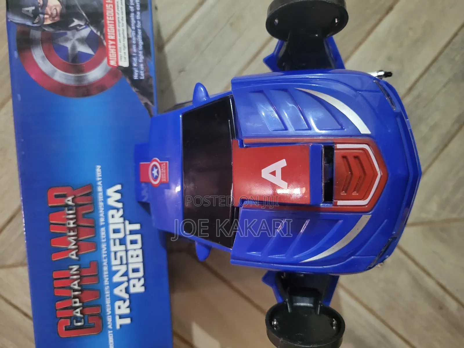 American Captain Transformation Robot