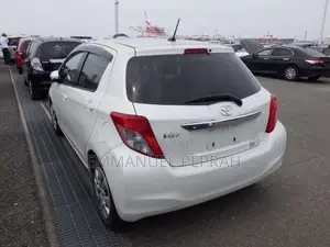 Toyota Vitz 2012 White