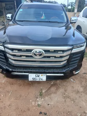 Toyota Land Cruiser 2022 Black