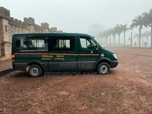 Mercedes-Benz Sprinter 2012 Green