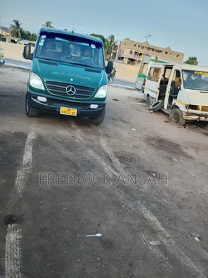 Mercedes-Benz Sprinter 2012 Green