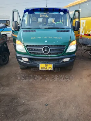 Mercedes-Benz Sprinter 2012 Green