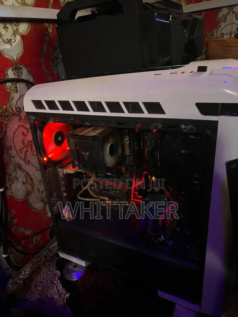 Desktop Computer Asus ROG GT51CA 12GB Intel Core i7 HDD+SSD 1T