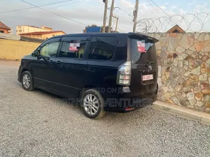 Toyota Voxy V 2WD 8-Seater 2013 Brown