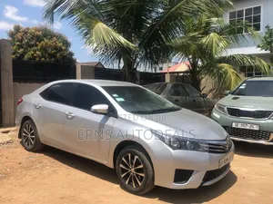 Toyota Corolla LE 4dr Sedan (1.8L 4cyl CVT) 2016 Silver