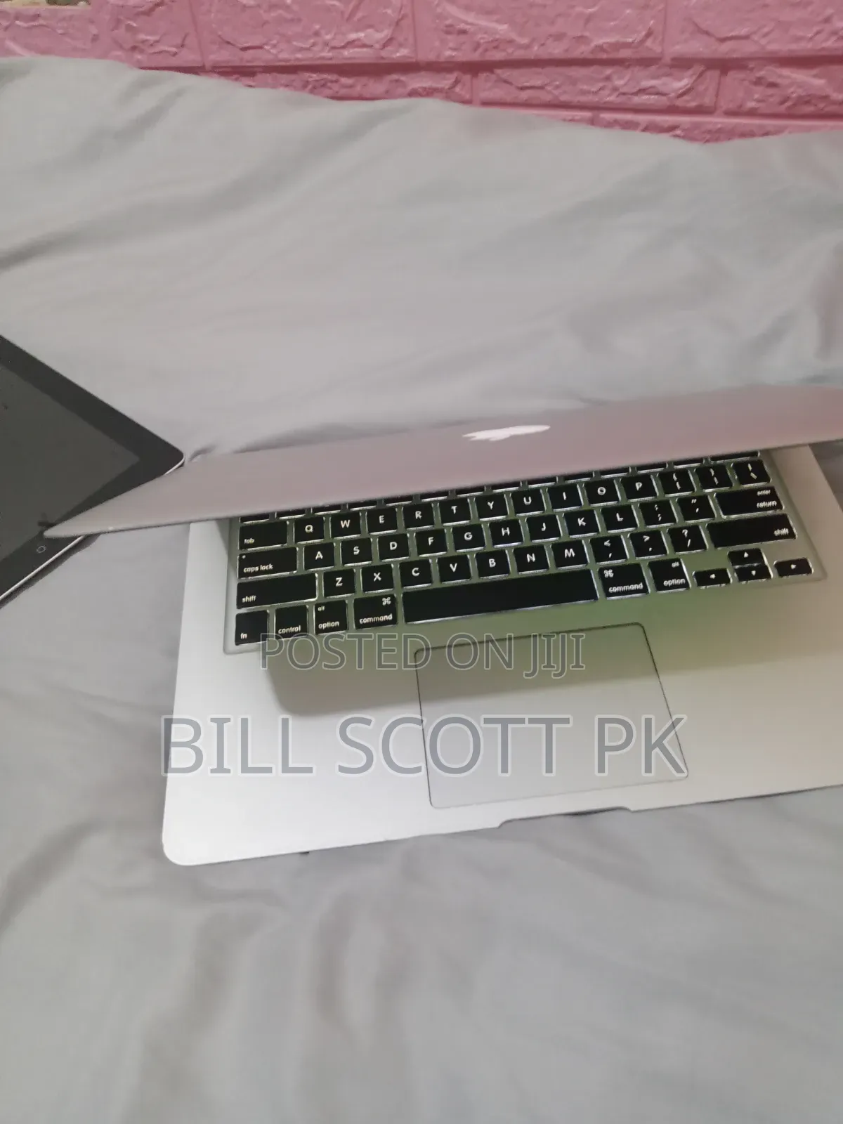 Laptop Apple MacBook 2015 8GB Intel Core i5 SSD 256GB