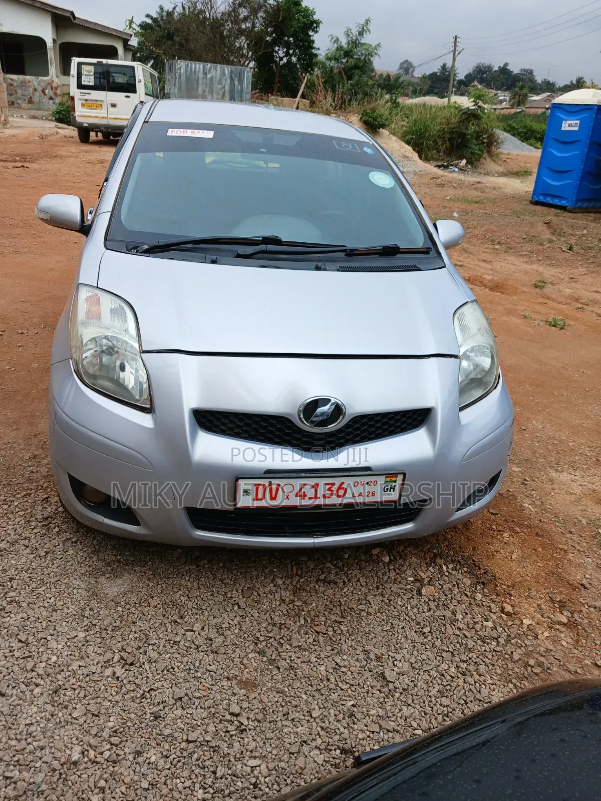 Toyota Vitz 2010 Beige