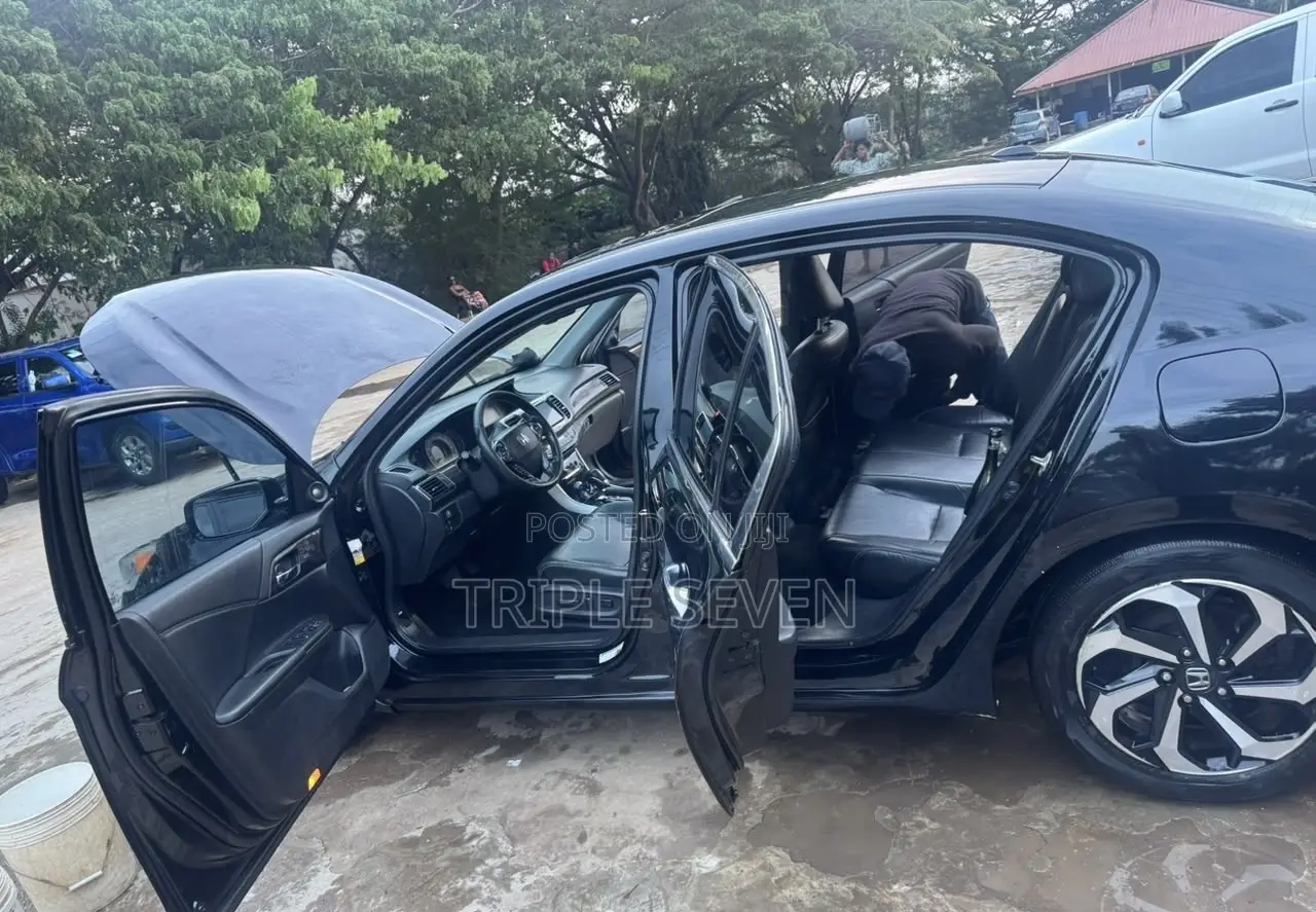 Honda Accord EX-L 4dr Sedan FWD (2.4L 4cyl 2A) 2016 Black