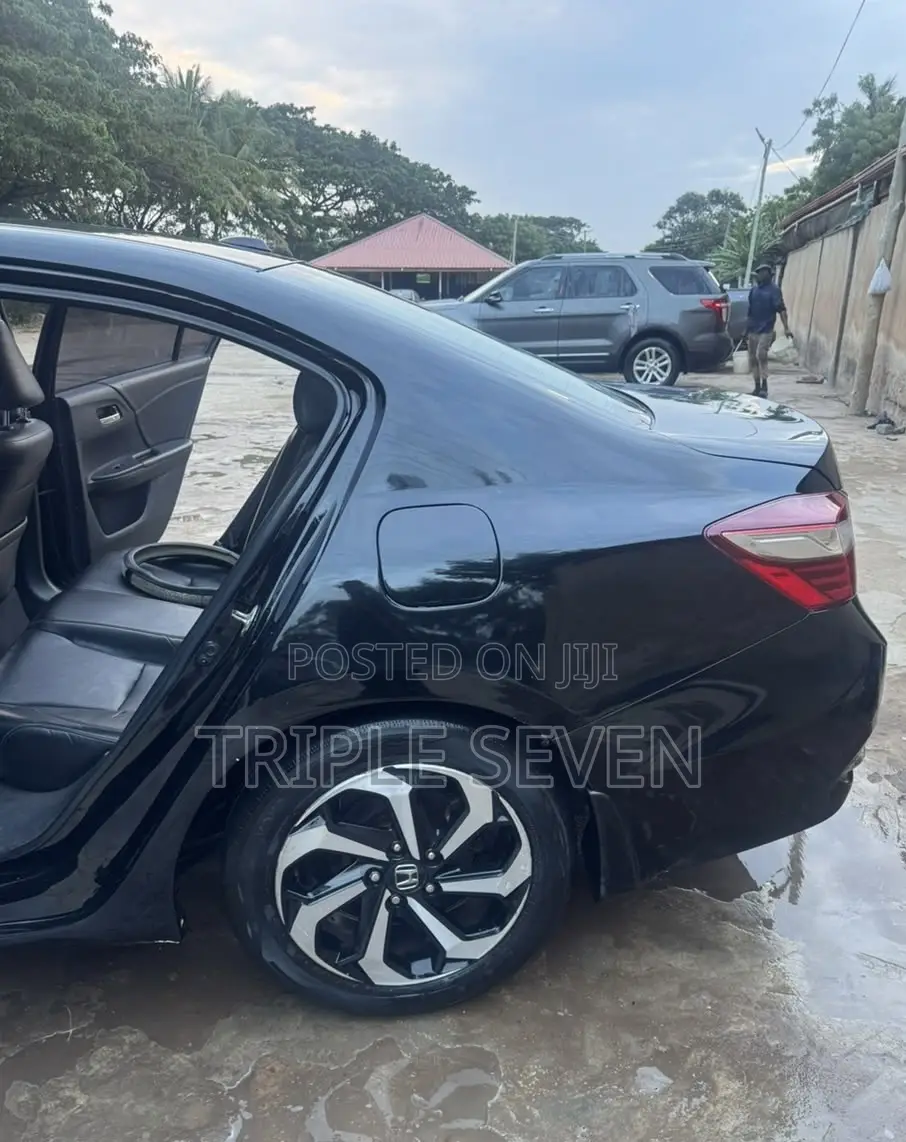 Honda Accord EX-L 4dr Sedan FWD (2.4L 4cyl 2A) 2016 Black