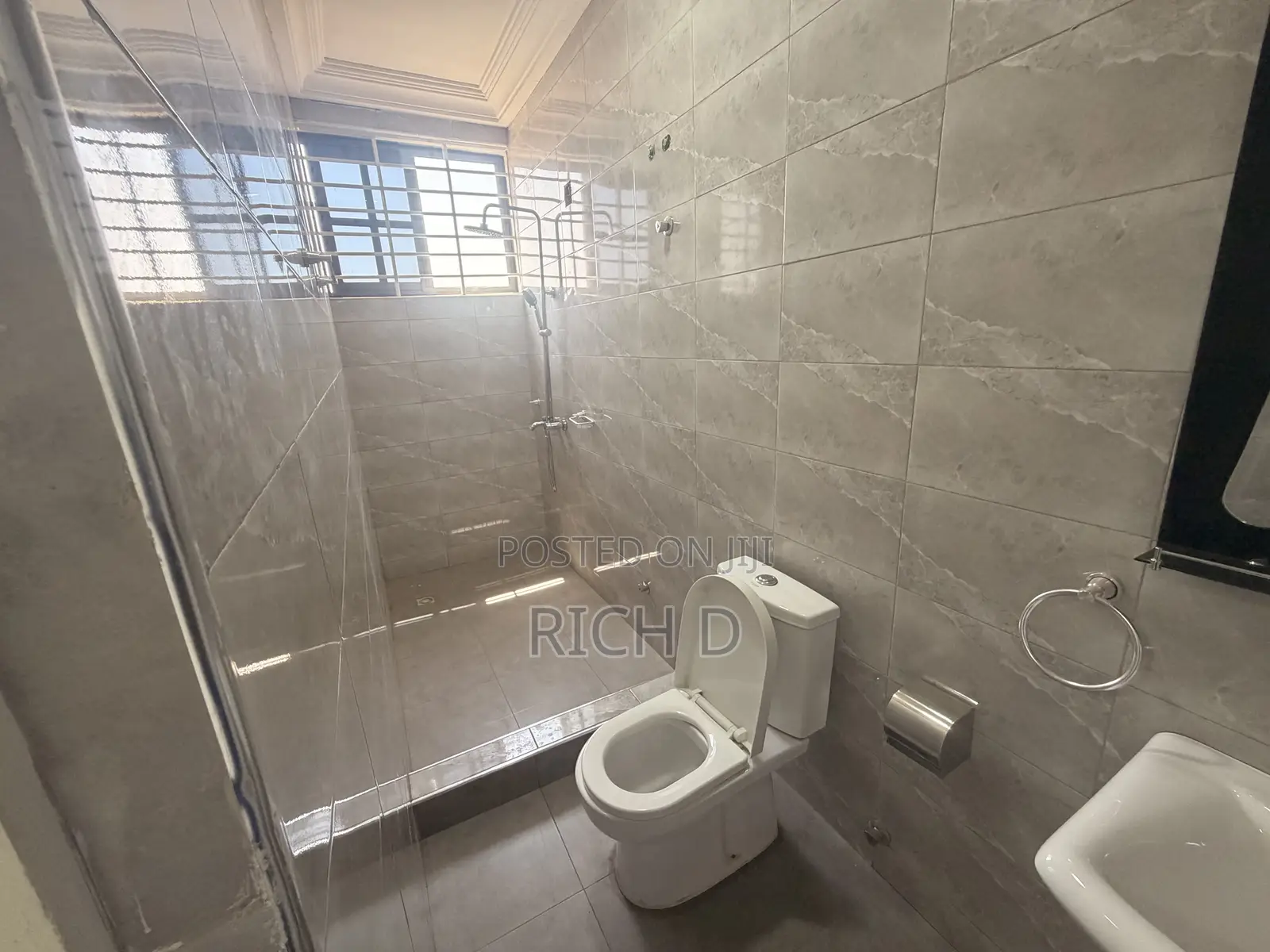 2bdrm Apartment in Community 25 for rent