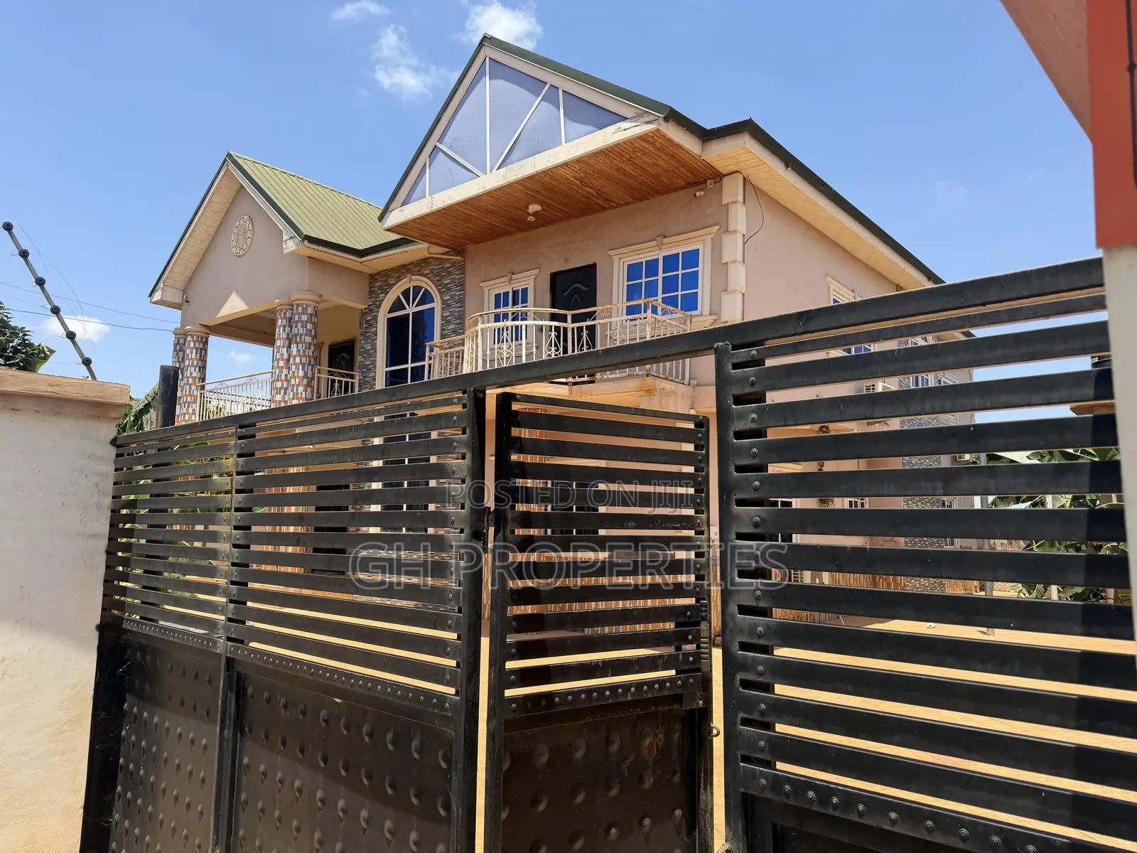 5bdrm House in Sokoban Wood Village, Kumasi Metropolitan for rent