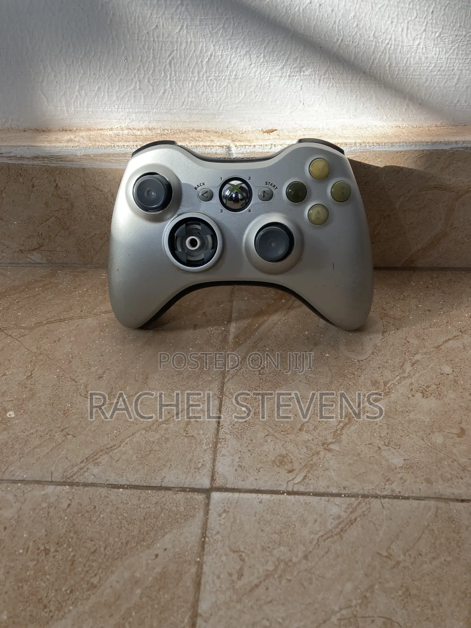 Xbox 360 Wireless Contoller With 2 Xbox 360 Games