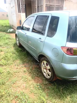 Mazda Demio 2002 Silver