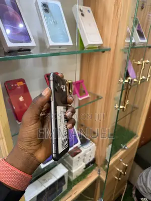 Apple iPhone 11 64 GB Black
