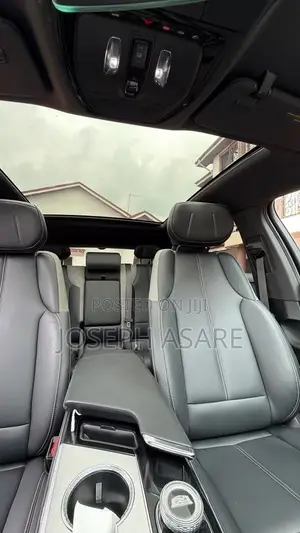 Cadillac Lyriq Luxury 2026 White