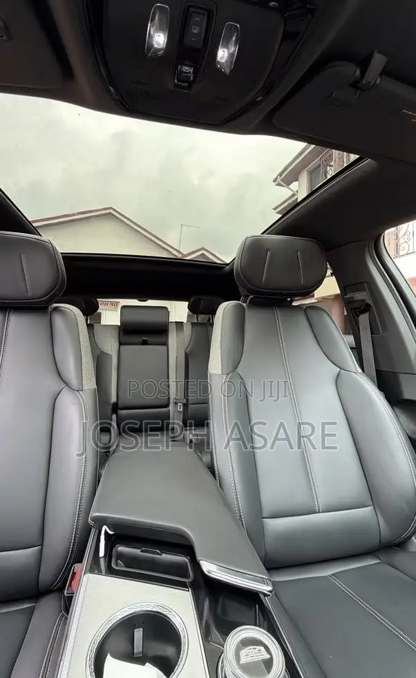 Cadillac Lyriq Luxury 2026 White