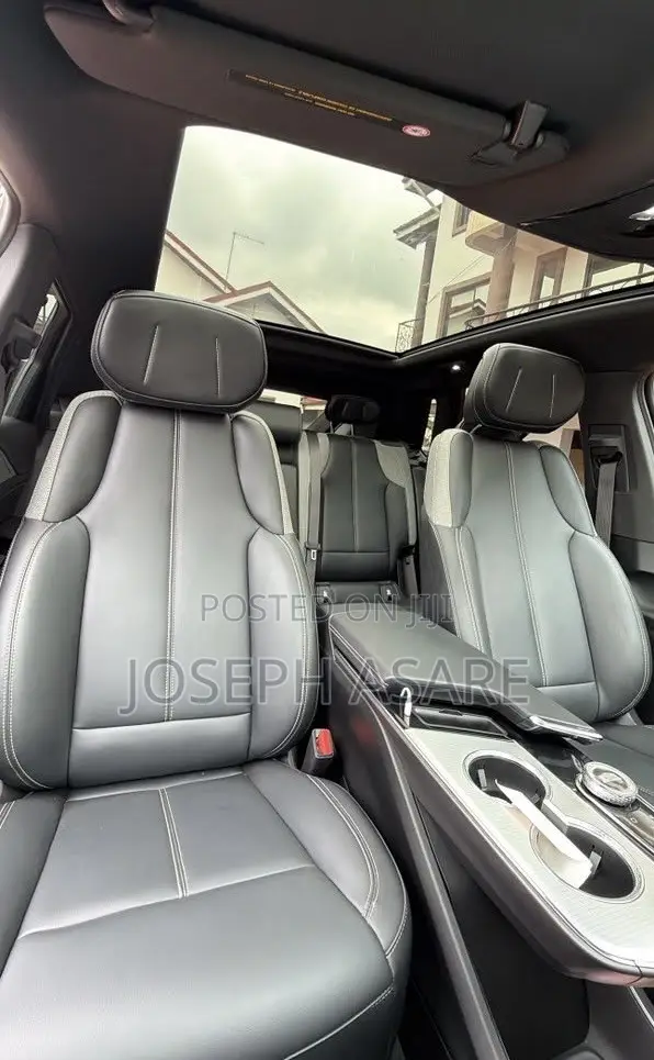 Cadillac Lyriq Luxury 2026 White