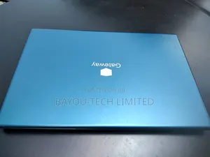 Laptop Gateway GWNR71517 8GB AMD Ryzen 7 SSD 512GB