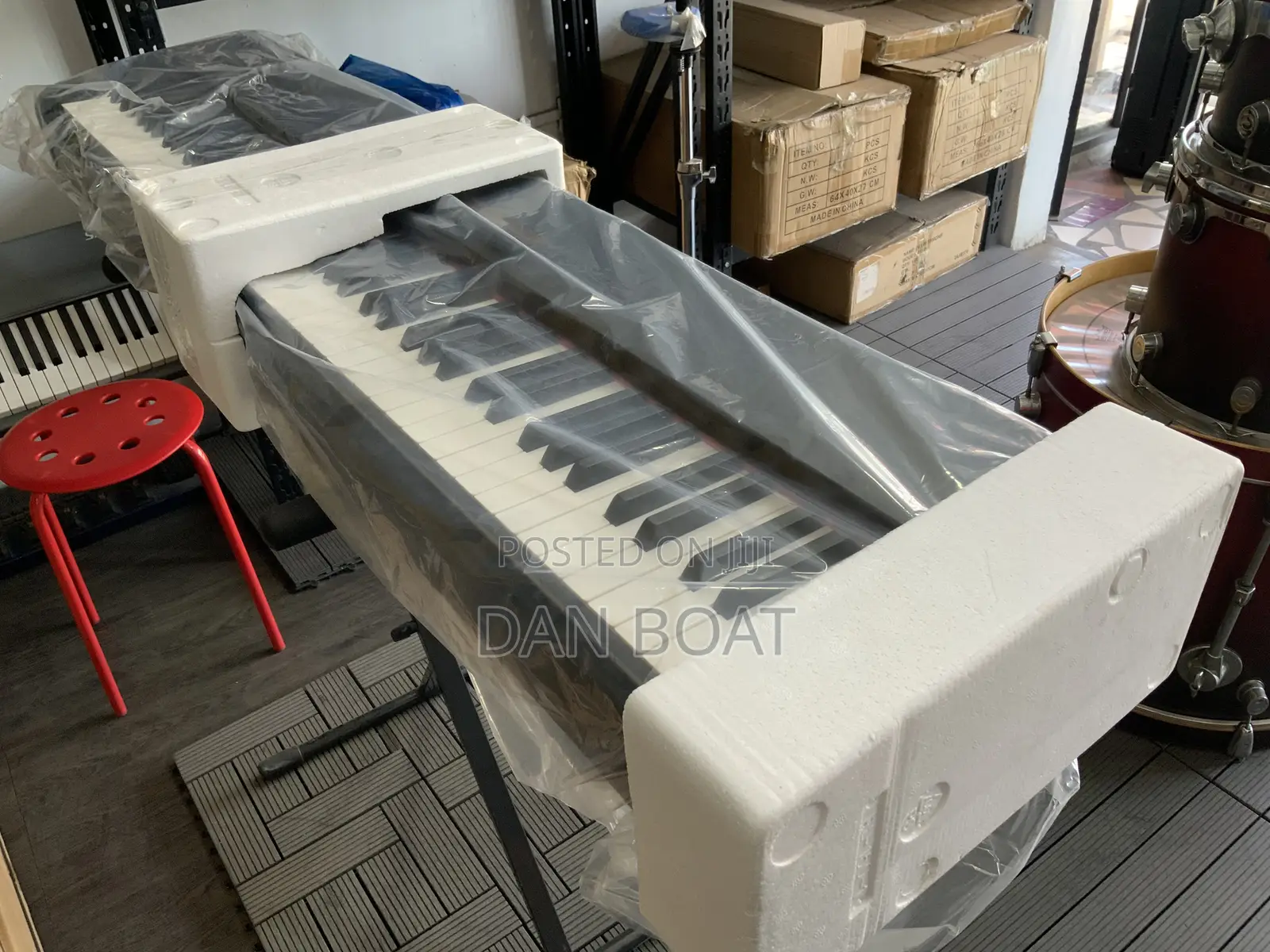88-Keys Electric Piano With Many Tones