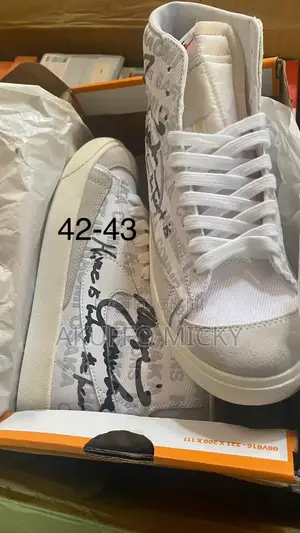 Men Nike Sneakers