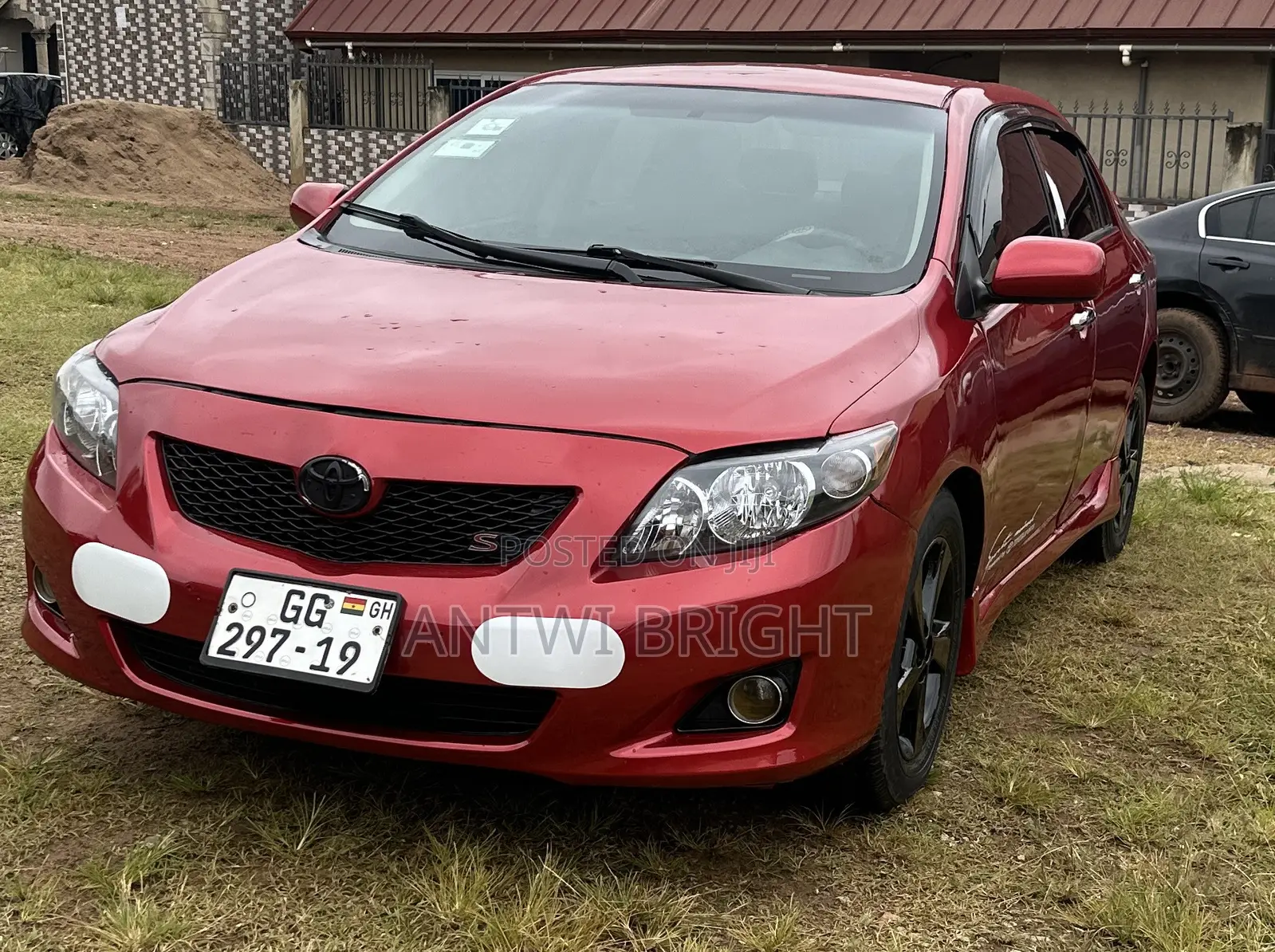Toyota Corolla LE 4dr Sedan (1.8L 4cyl 4A) 2011 Red