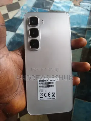 Infinix Hot 60i 128 GB White