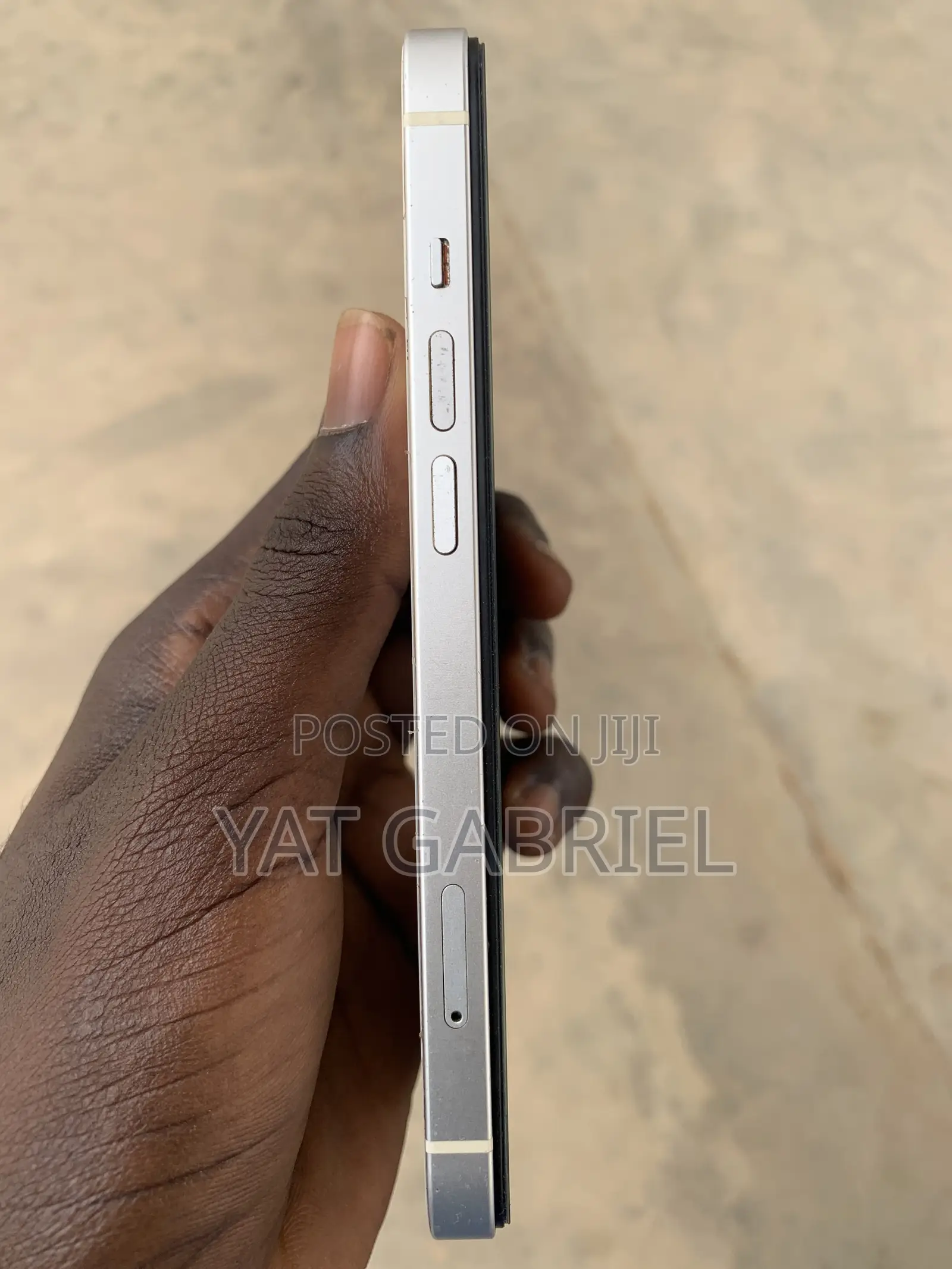 Apple iPhone 13 128 GB White